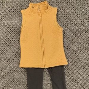 Chick Pea 18-M Vest set
